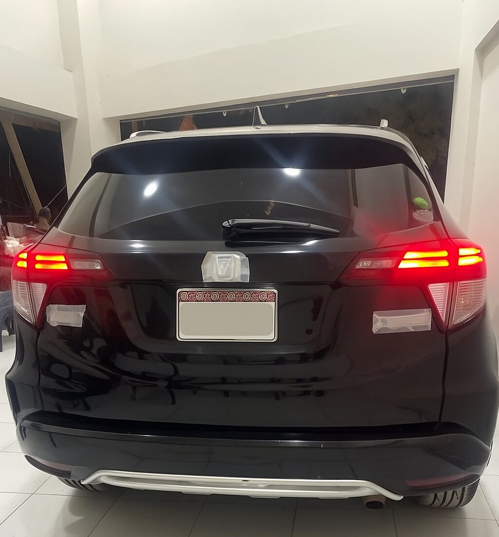 
								Honda: VEZEL Mugen full									