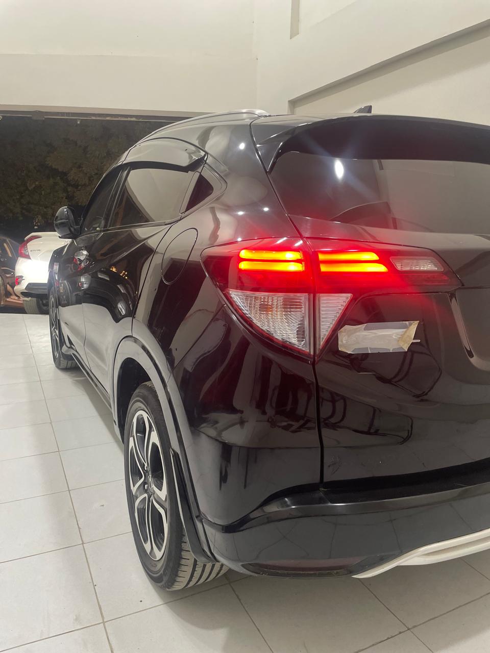 
								Honda: VEZEL Mugen full									