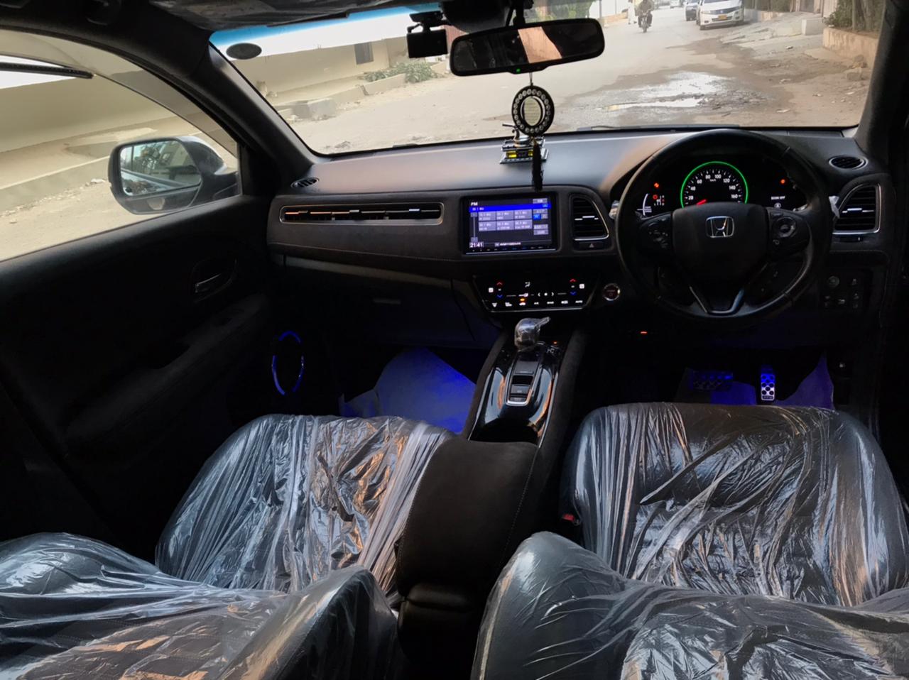 
								Honda : VEZEL RS Turbo full									